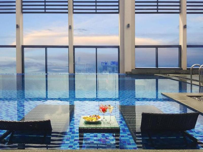 Luxury Condo 2 bedrooms with free pool - image 11