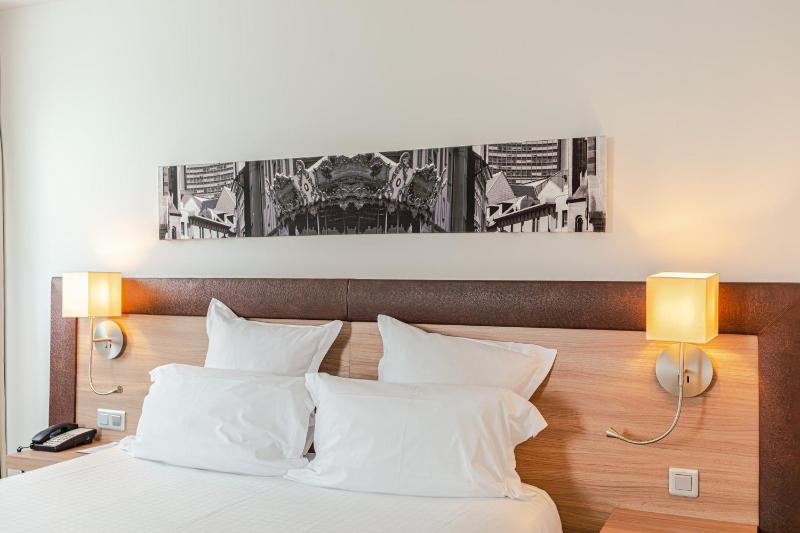 Premium Room image 2