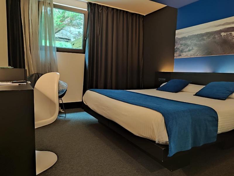 Economy Double Room under ground floor -1 image 3