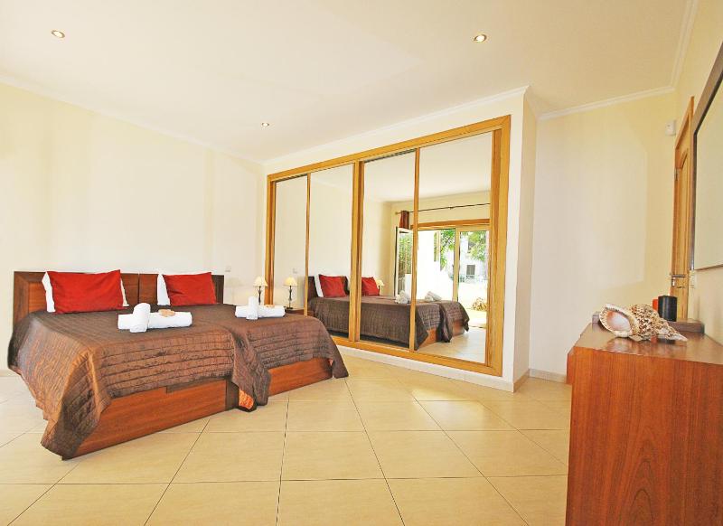 Villa Anna - Piscina aquecível e BBQ em Albufeira - image 19