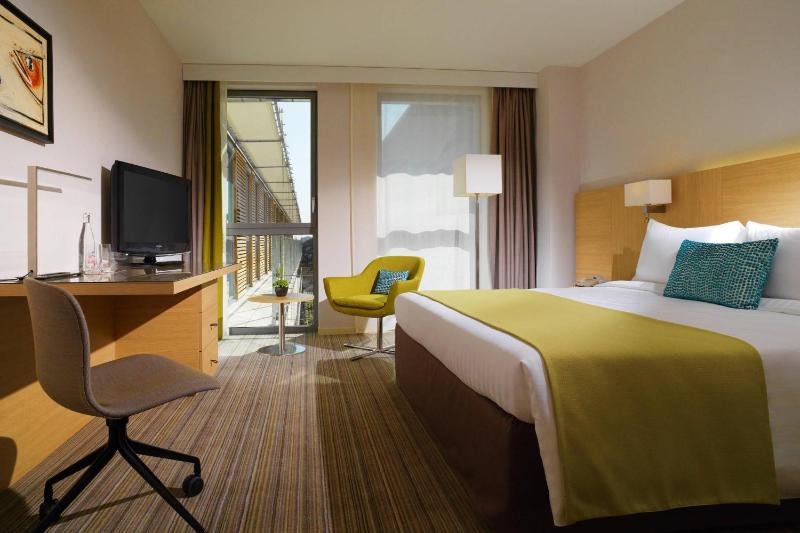 Courtyard by Marriott Montpellier - image 4