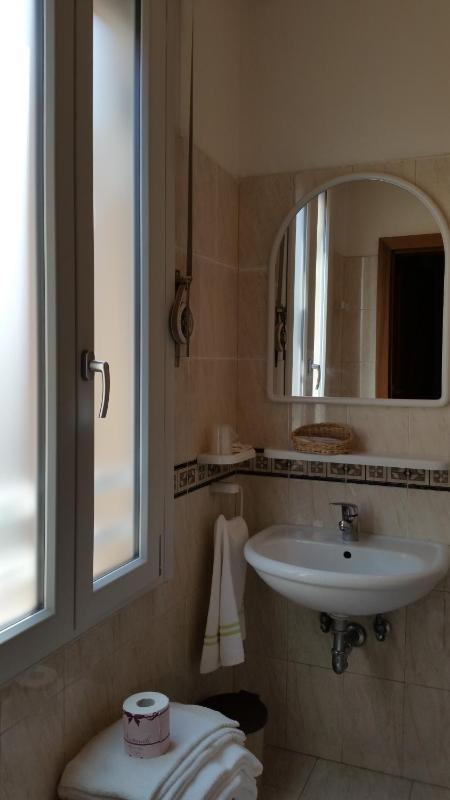 Triple Room image 4