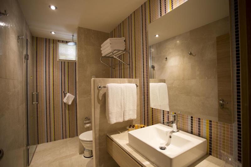 Two-Bedroom Apartment image 4