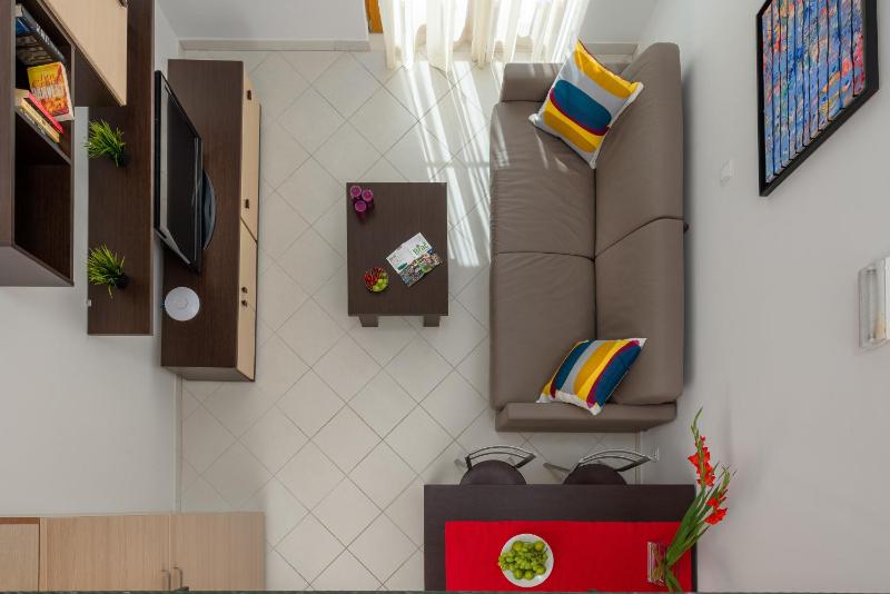 Duplex Apartment (6 Adults) image 4