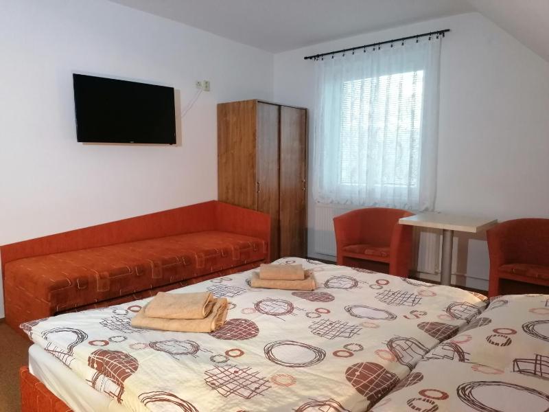 Apartment image 4