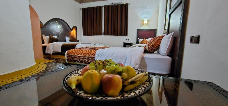 Traditional Riad Merzouga Dunes - image 31