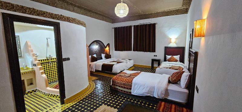 Traditional Riad Merzouga Dunes - image 14