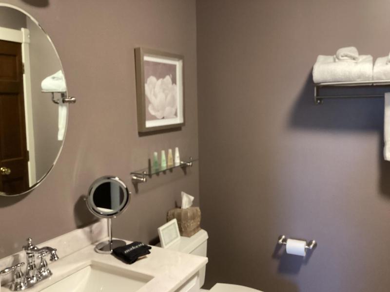 King Room image 2