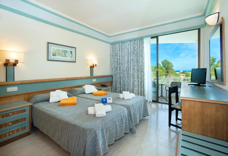 Double Room image 1