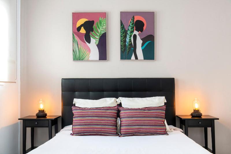 Apartamento con terraza en Sevilla centro by Rent Me - image 8