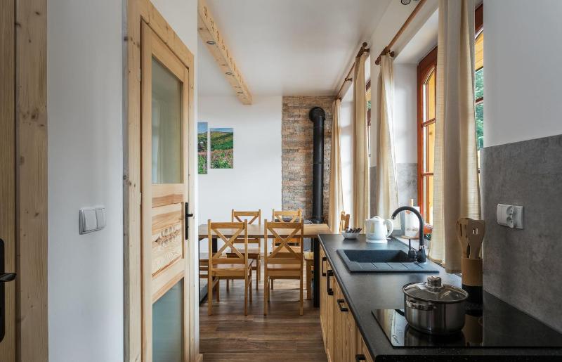 Komfortowe Apartamenty Hidden Hill z Widokiem by Noclegi Renters - image 37
