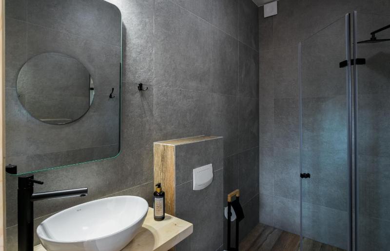 Komfortowe Apartamenty Hidden Hill z Widokiem by Noclegi Renters - image 20