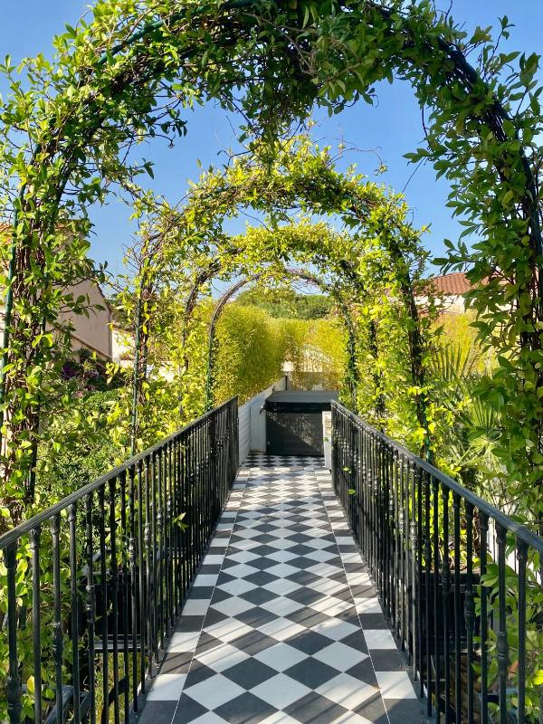 Villa Caprice - image 23