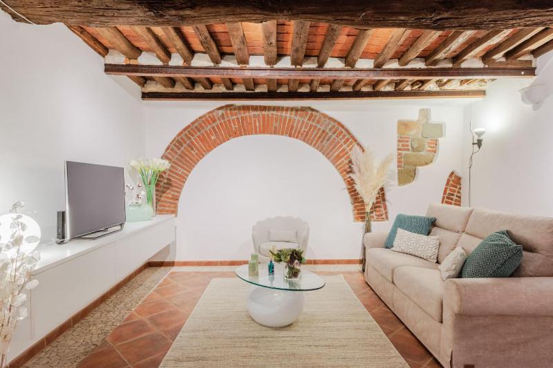 Casa al Dipinto Contemporary Apartment with - image 6