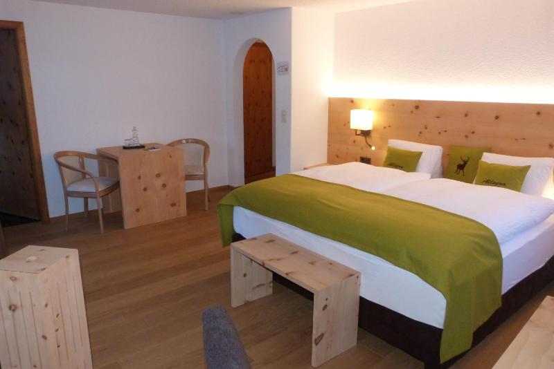 Comfort Double Room with Balcony image 3