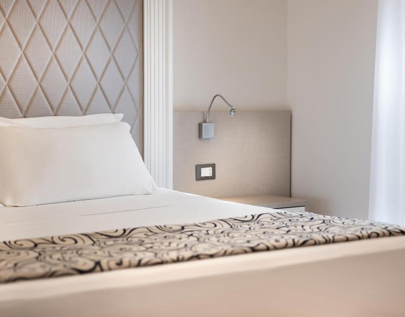 Junior Suite image 4