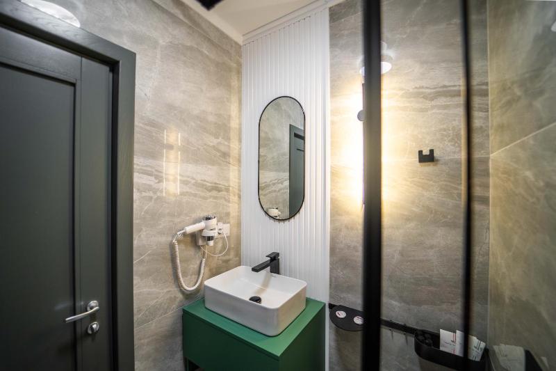 Superior Double Room image 3