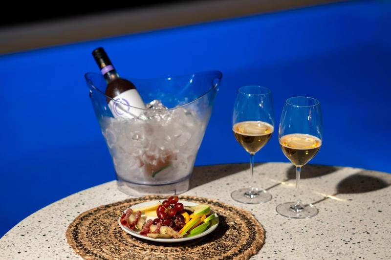 Kima Oia Suites - image 37