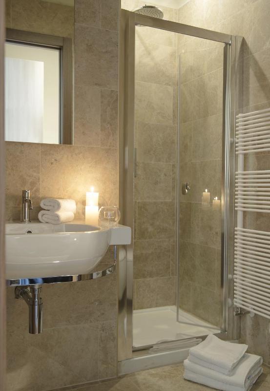 Standard Two-Bedroom Apartment with Balcony image 2