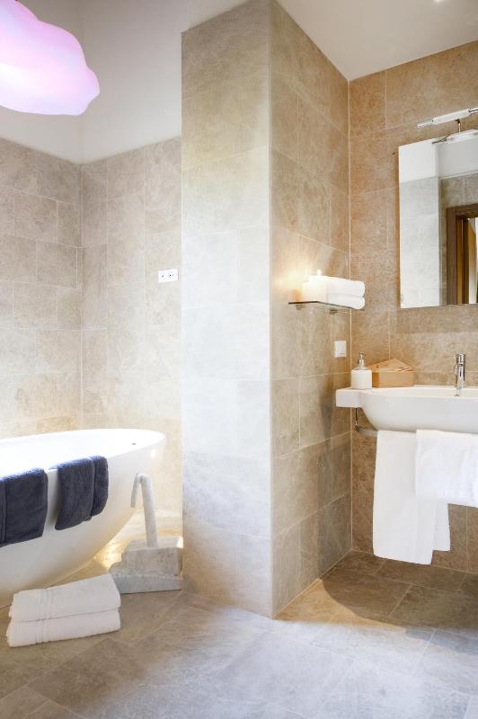 Superior Two-Bedroom Apartment with Balcony image 3