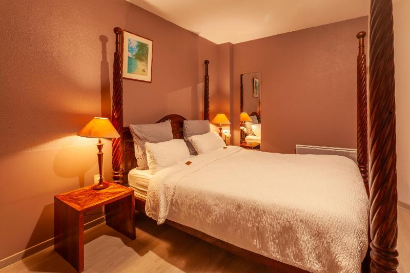 Executive Double Room image 2