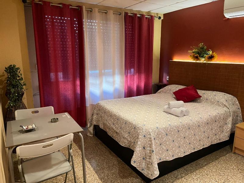 Hostal Happystay - image 9