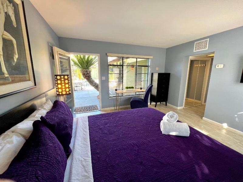Vista Grande Resort - A Gay Men's Resort - image 16