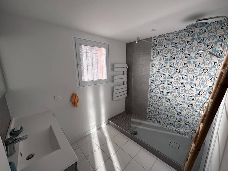 Villa contemporaine 8/9 pers avec piscine & clim proche plages - 4 étoiles - FR-1-768-43 - image 11