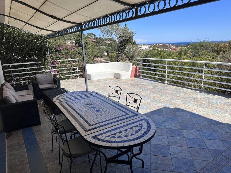 Villa contemporaine 8/9 pers avec piscine & clim proche plages - 4 étoiles - FR-1-768-43 - image 6