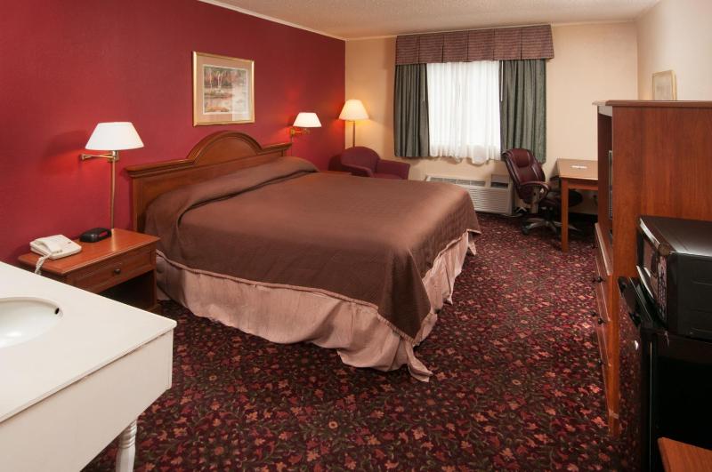 Deluxe King Room - Non-Smoking image 2