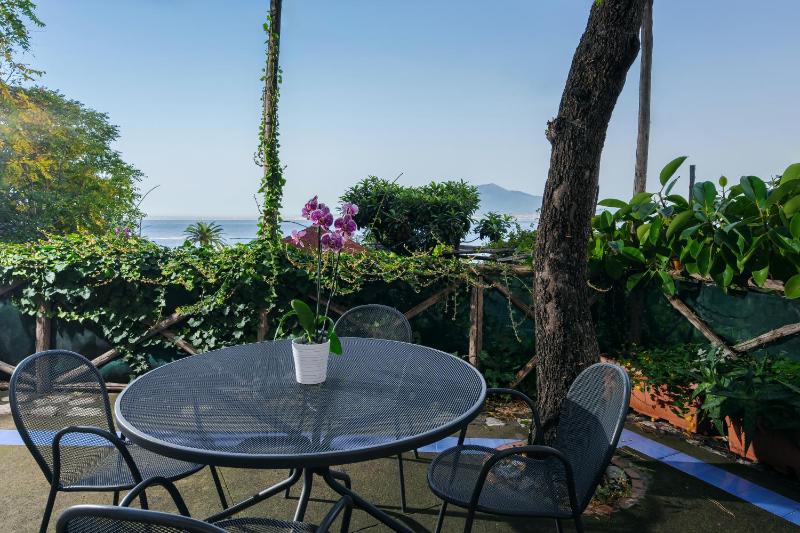 Apartment with Sea View image 1