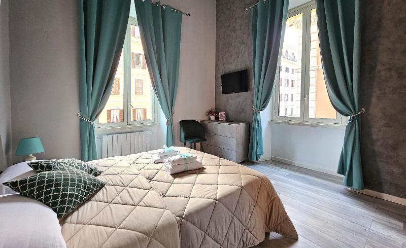Double Room with Private Bathroom image 2
