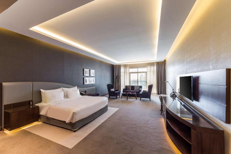 Family Room image 1