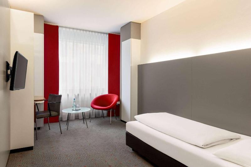 Comfort Single Room image 1