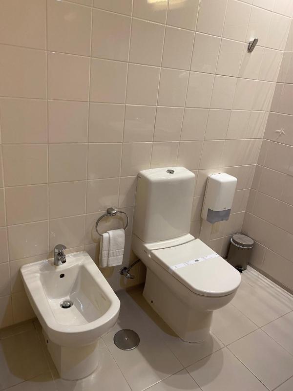 Standard Double Room image 4