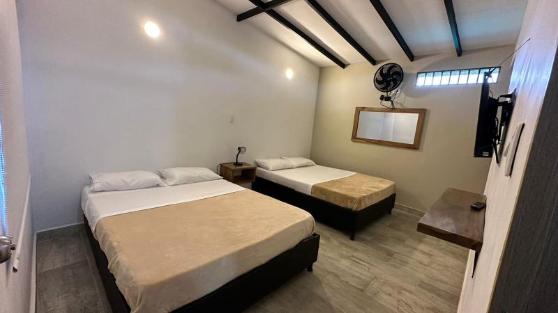 Baum Hotel - image 33