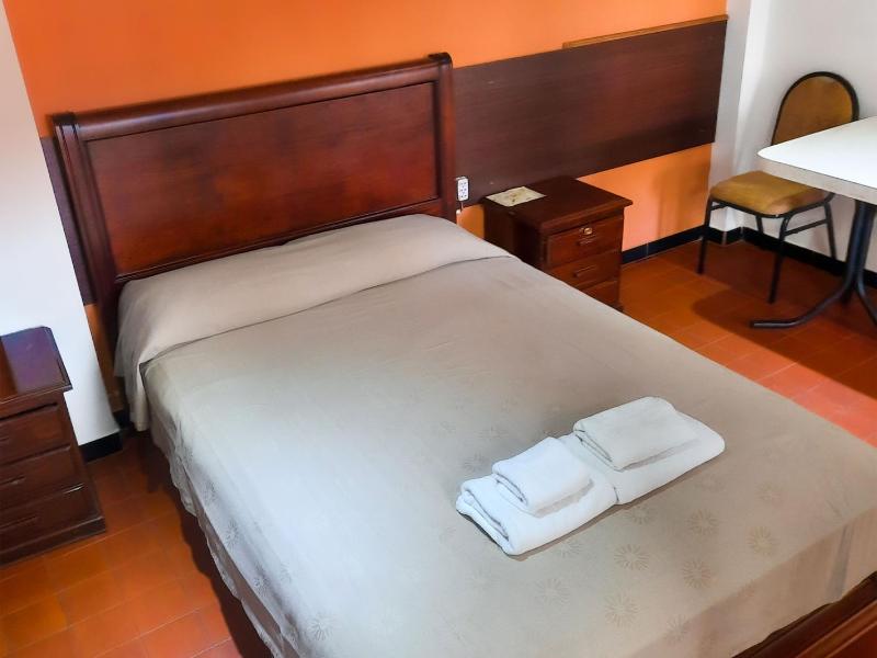 Cittadella Hostal - image 9