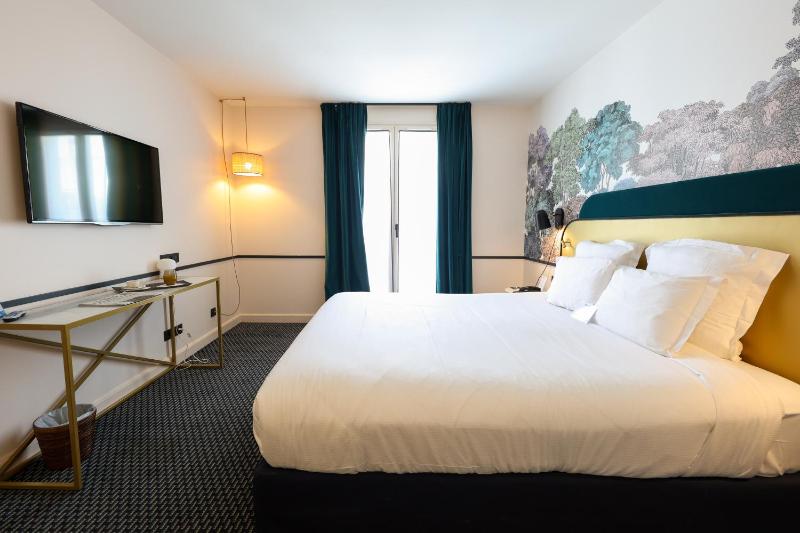 Prestige King Room image 3
