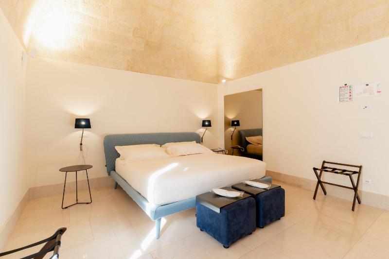Superior Double Room image 1