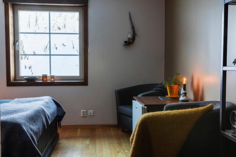 Double Room image 3
