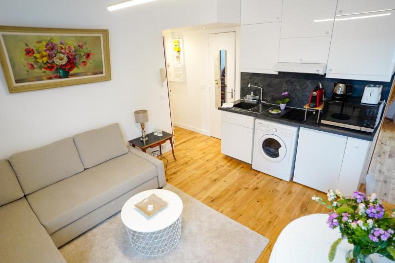 Atypical Studio  image 4