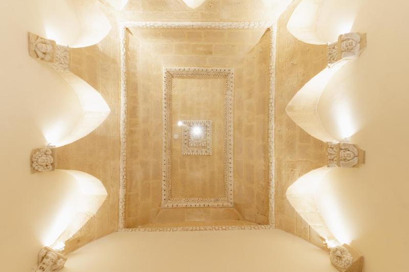 Junior Suite image 1