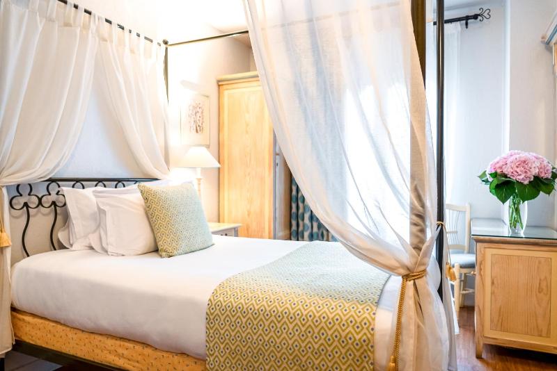 Single Room image 3