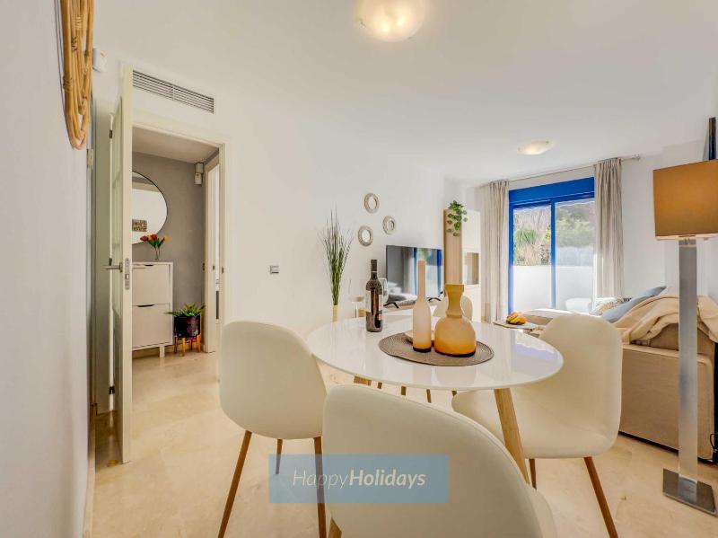 HH Costa Beach - image 17