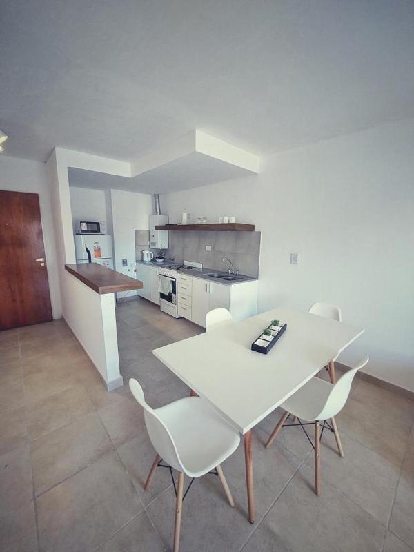 Moderno departamento en zona céntrica. - image 16