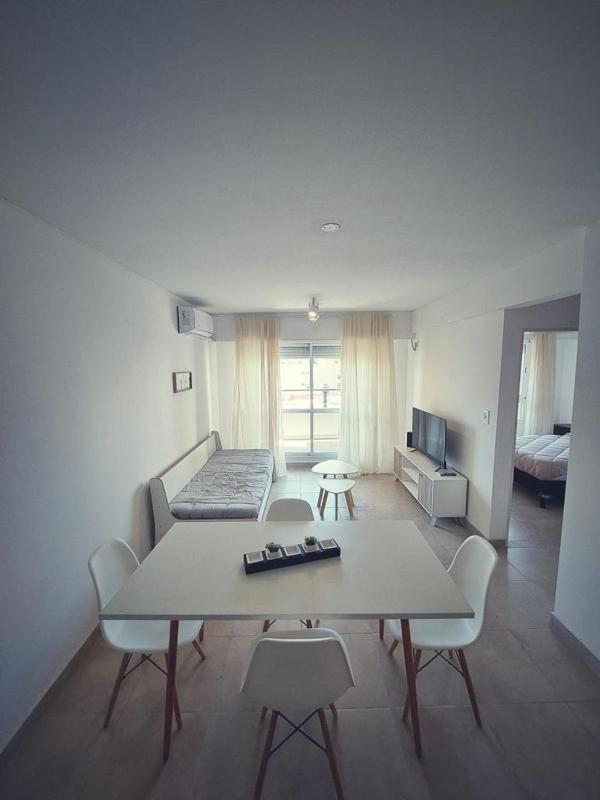 Moderno departamento en zona céntrica. - image 1