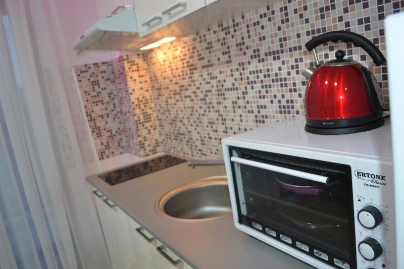 Purple Apartment image 4