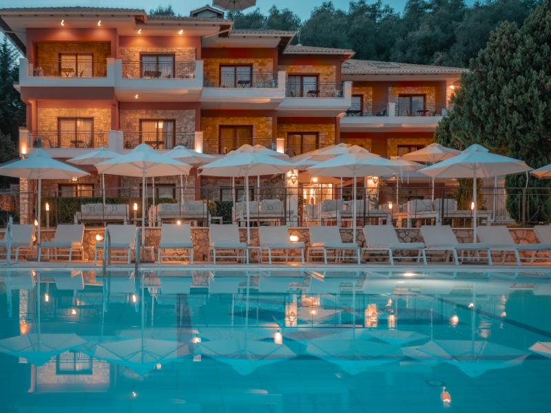 Dracos Hotel - image 33