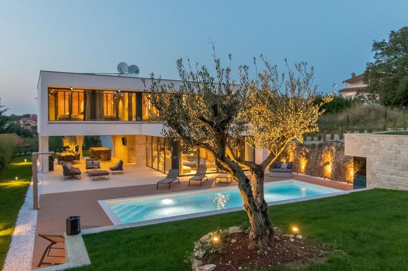 Villa #1 - image 9