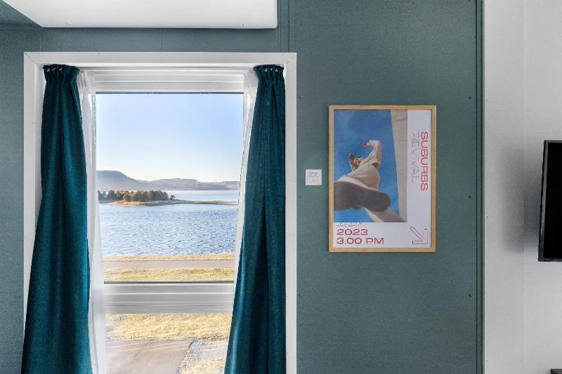 Economy Single Room image 4